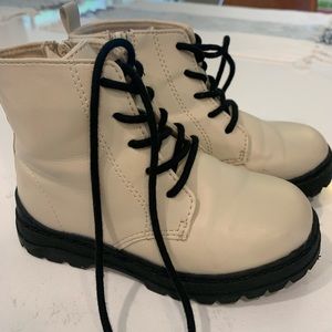 Zara toddler boots